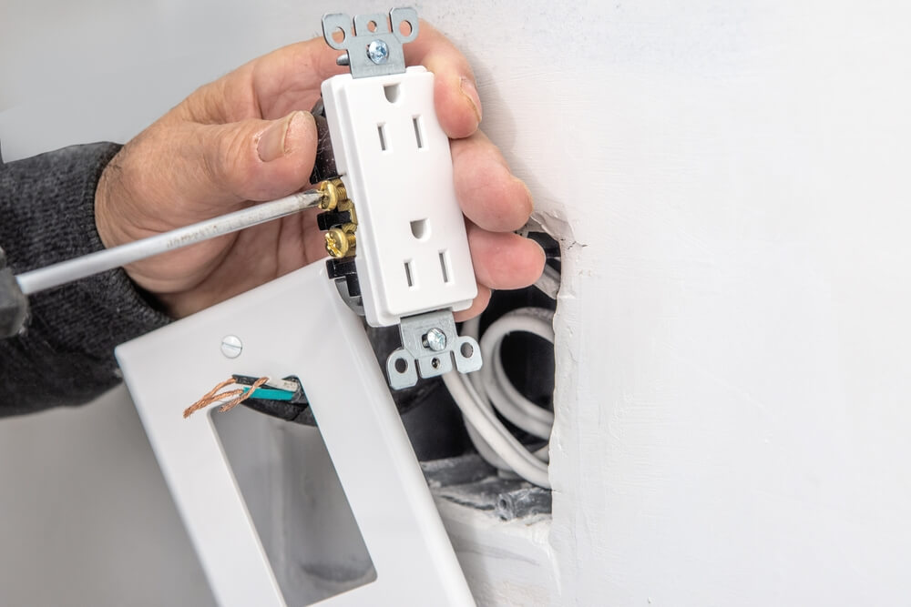 Residential Electrician in Brampton, ON